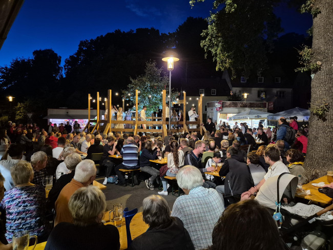 Kerwamadla und- burschen