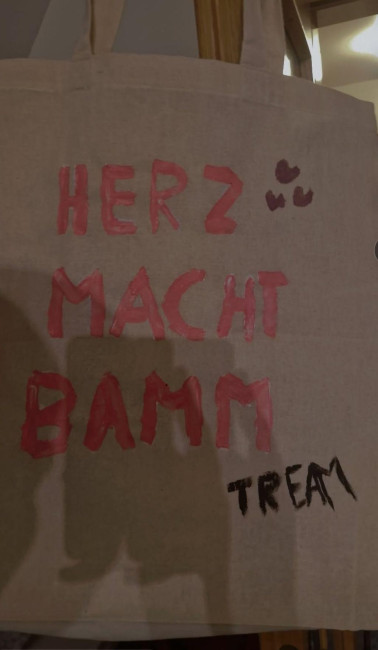 Foto einer bemalten Tasche 